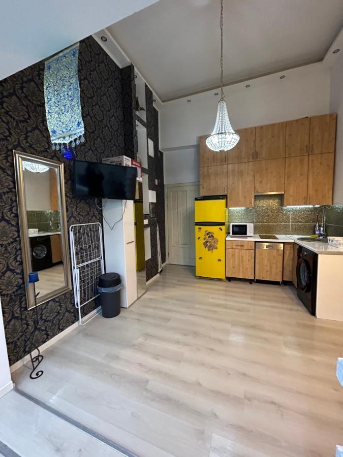 Roland Apartment Downtown - Akacfa Boedapest Buitenkant foto